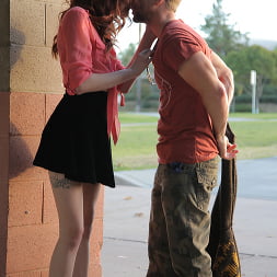 Hot Girl On Campus