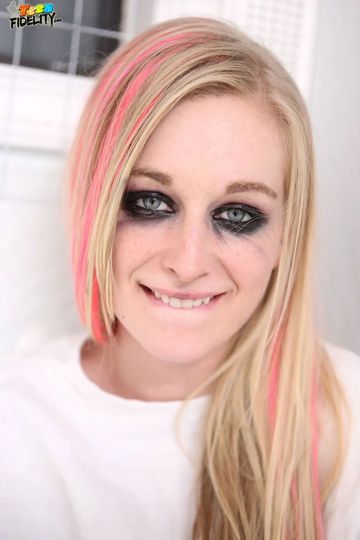 Avril Vagine - Coño pop punk | Picture (70)