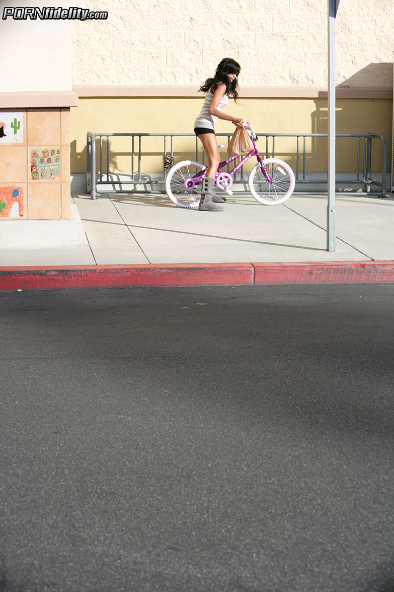Hot Bitch on a Bike