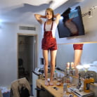 Hannah Hays in 'Sloppy Sister Seconds'