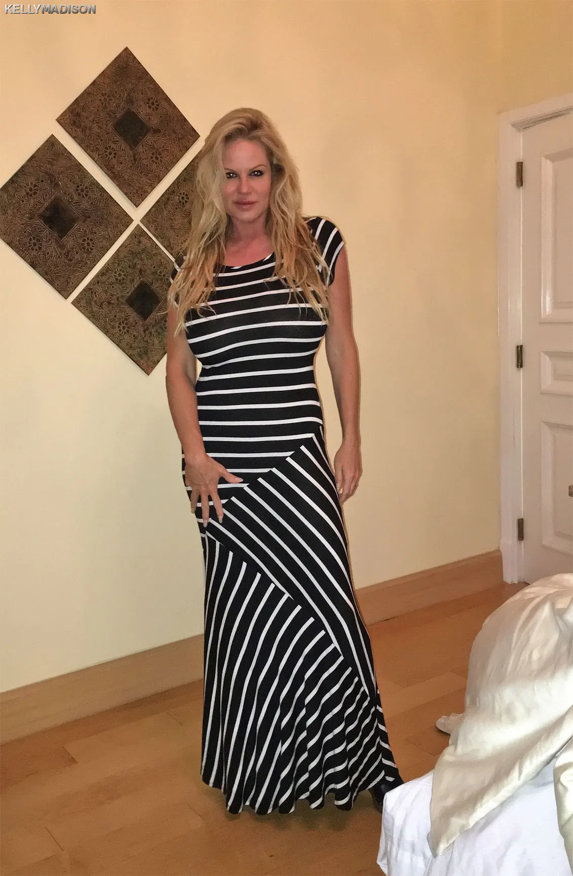 Kelly Madison - 4 a.m. | Picture (1)