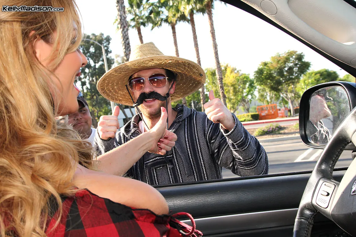 Kelly Madison - Cinco de mayo | Picture (8)